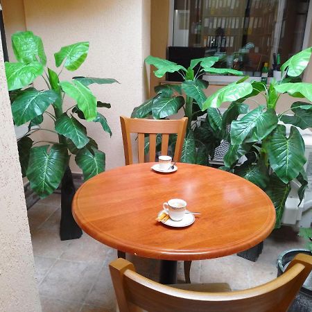 Санта Марина Hotel Varna Luaran gambar